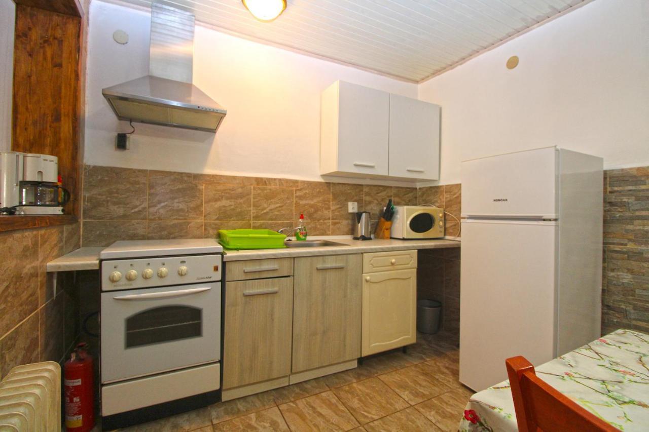 Apartments Matilda 1954 Fazana Ngoại thất bức ảnh